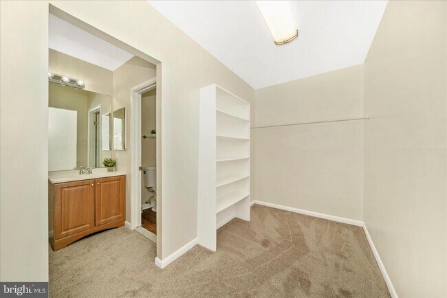 Building Photo - 6711 Park Heights Ave