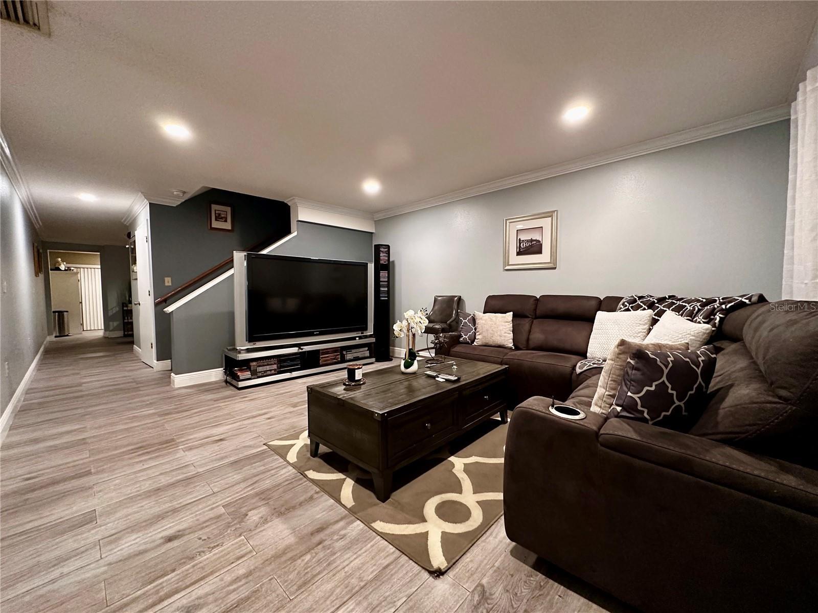 Building Photo - 2879 Thaxton Dr