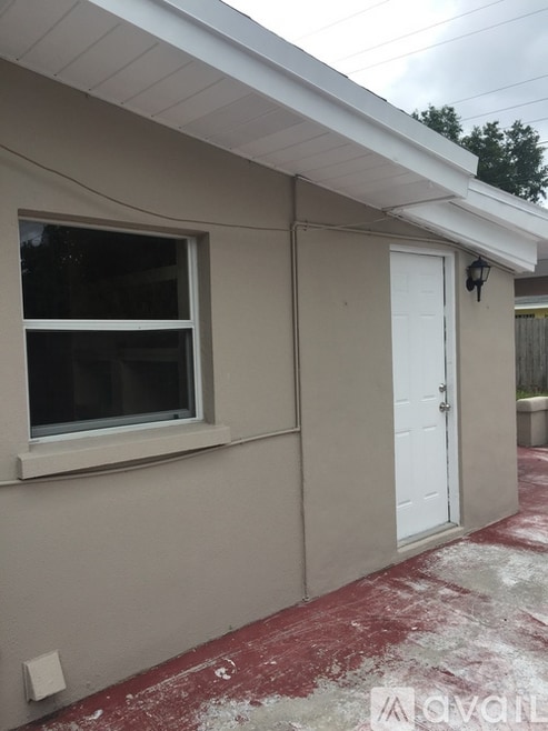 Building Photo - 2715 Ingot Pl