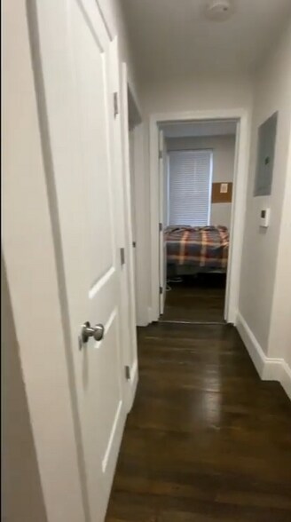 Building Photo - 6 Clearway St