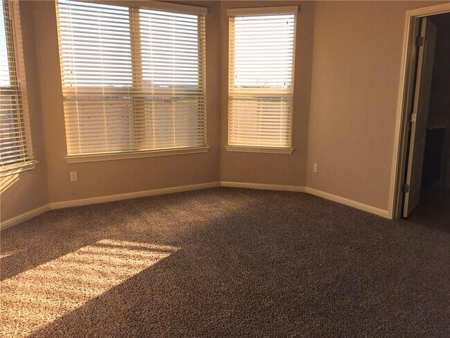 Building Photo - 5621 Porano Cir