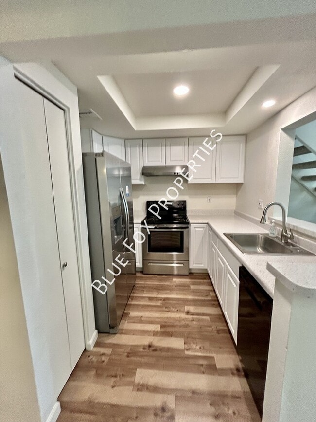 Building Photo - 2688 W Avenida Azahar