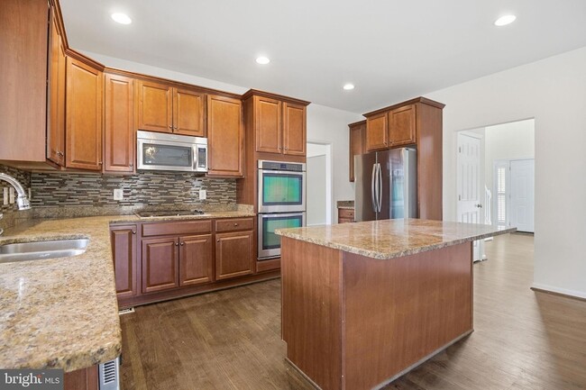 Building Photo - 950 Grouse Pointe Dr