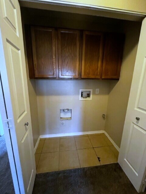 Building Photo - Downtown 2bd Townhouse! Balcony, off-street parking!