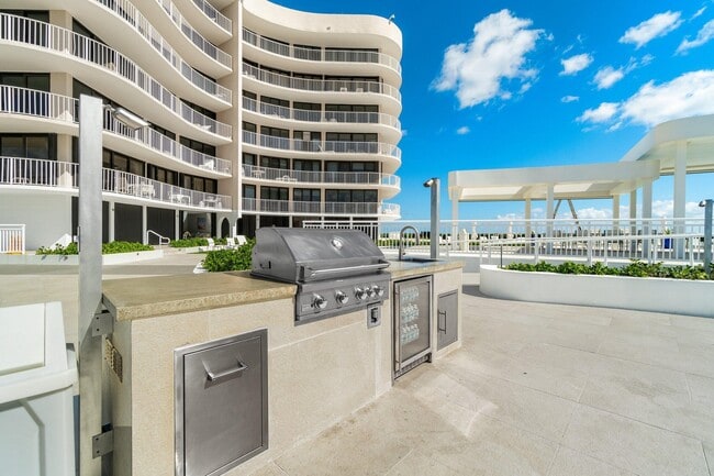 Building Photo - 3400 S Ocean Blvd