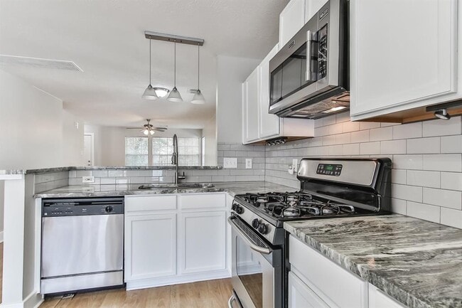 Building Photo - 6219 Spruce Bough Ct