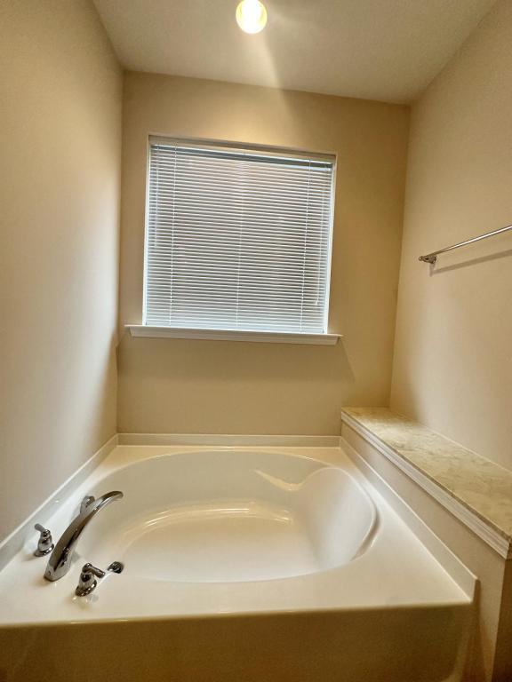 Building Photo - 4531 Hubbard Falls Dr