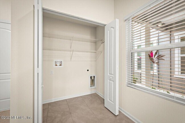 Building Photo - 7814 Echo Springs Rd