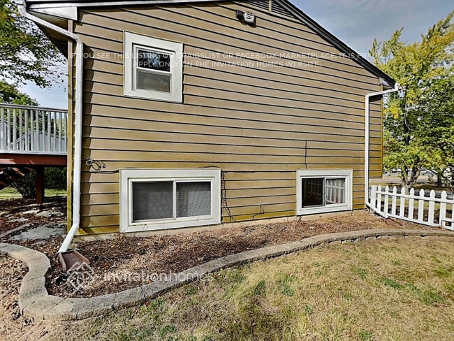 Building Photo - 324 Waverly Dr