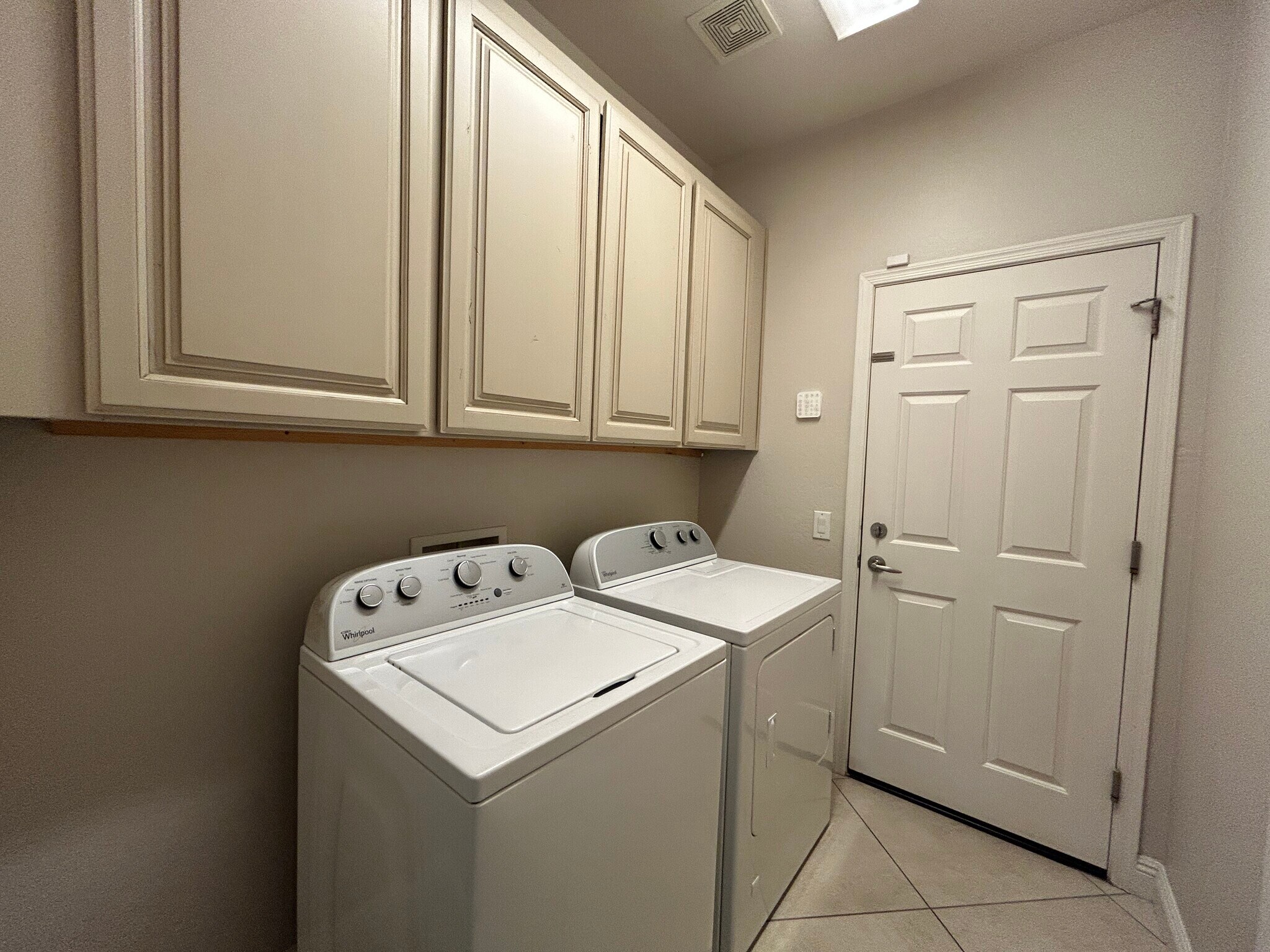 Building Photo - 5317 W Buckskin Trl