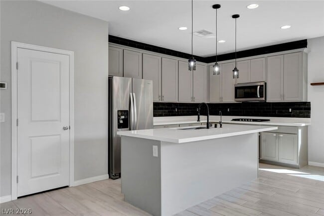 Building Photo - 8067 Tank Loop St