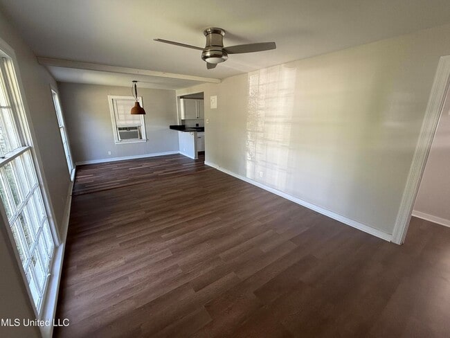 Building Photo - 1609 Gordon Ave