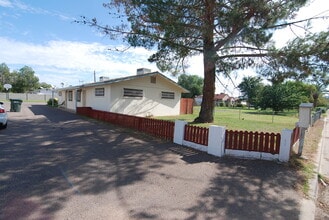 Building Photo - Morten Place