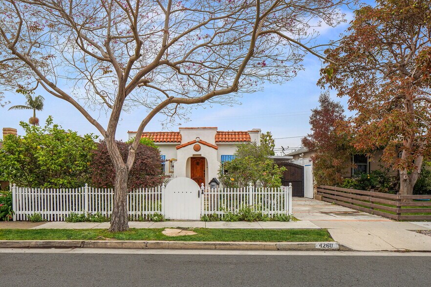 Building Photo - 4260 McConnell Blvd