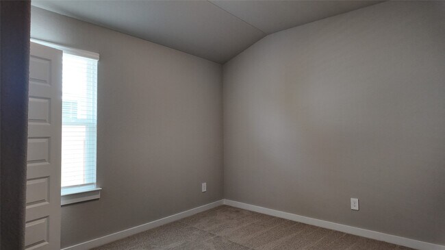 Building Photo - 16702 Sterling Clf St