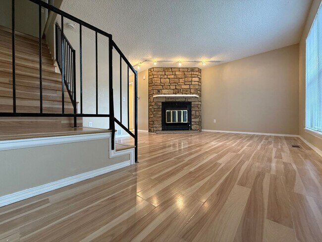 Building Photo - 2907 W 81st Ave