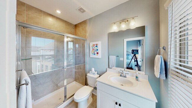 Building Photo - 18016 Nolita Ln