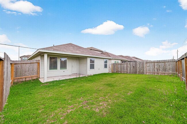 Building Photo - 1710 Legacy Hills Dr