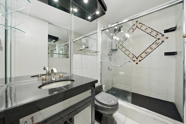 Building Photo - 405 N Wabash Ave