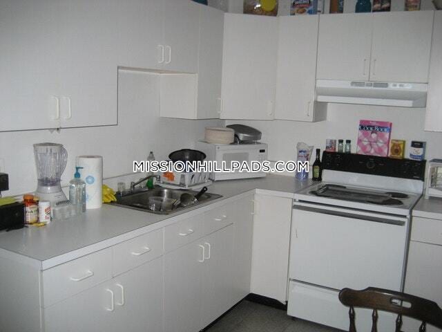 Building Photo - 226 Parker Hill Ave