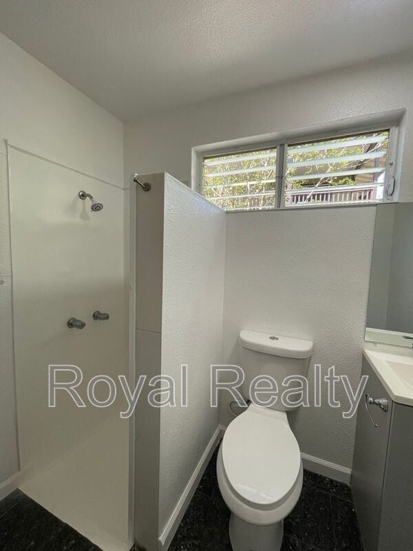 Building Photo - 84-1111 Lahaina St A1