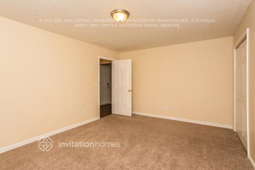 Building Photo - 210 Berkshire Pass