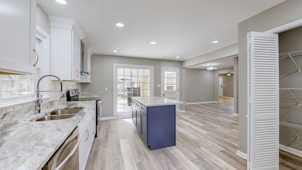 Building Photo - 1306 Wilford St