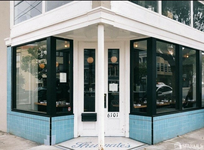 Building Photo - 365 22nd Ave