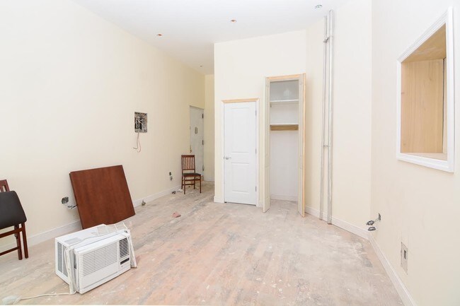 Interior Photo - 1378-84 Bedford Ave