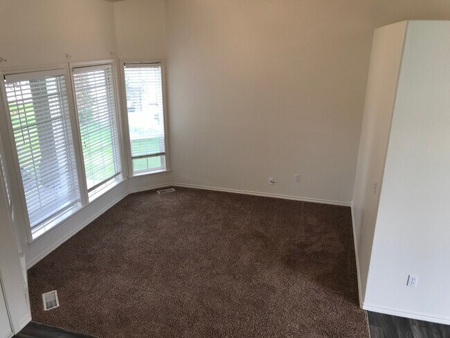 Building Photo - 17938 Monarch Way