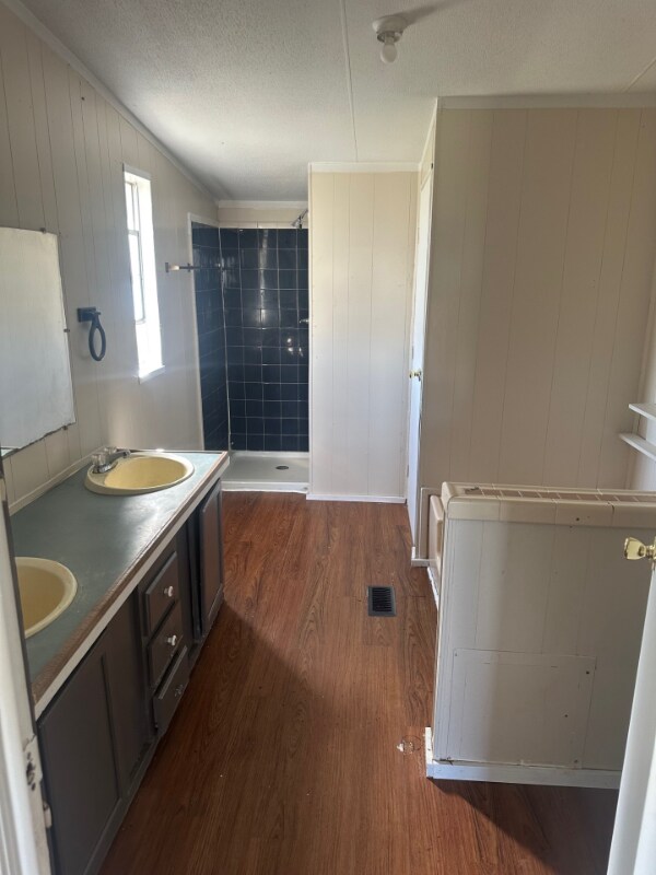 Building Photo - 460 Lorena Meadows Dr