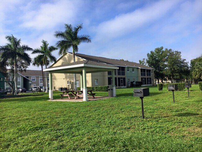 Building Photo - PA4148-1