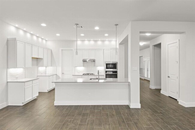 Building Photo - 200 Castlefields St