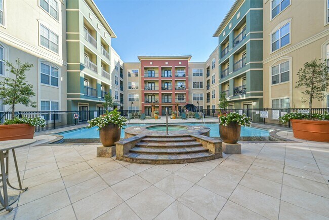 Building Photo - 1711 Old Spanish Trl