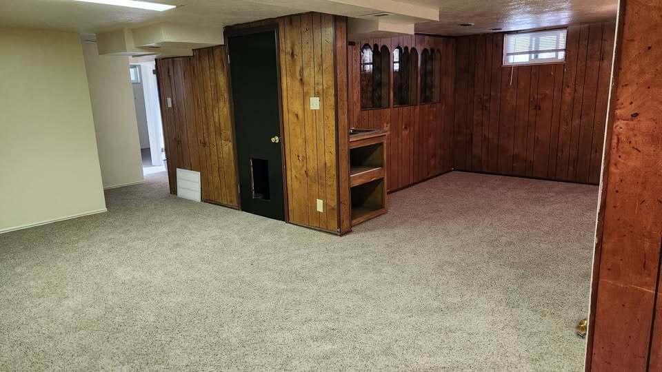 Building Photo - 275 W 4625 S