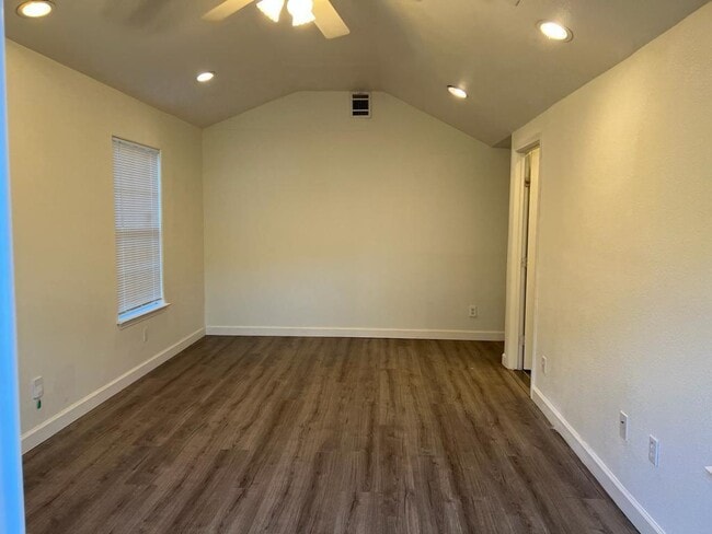 Building Photo - 508 Nelray Blvd