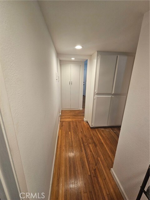 Building Photo - 3602 Kalsman Dr