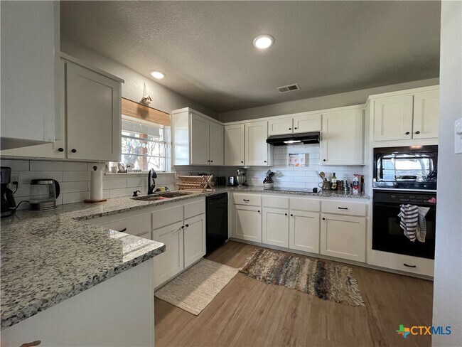 Building Photo - 6315 Beau Allen Ct