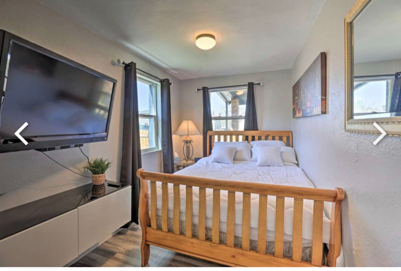 Building Photo - 240 S Julian St