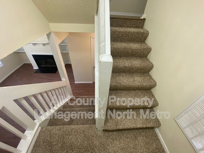 Building Photo - 3054 Destin Cir
