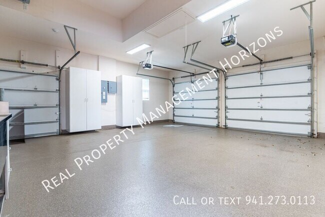 Building Photo - 6914 Stanhope Pl