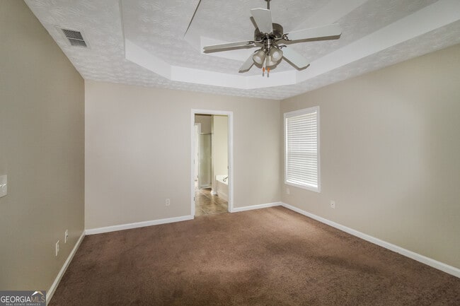 Building Photo - 30 Shenandoah Dr