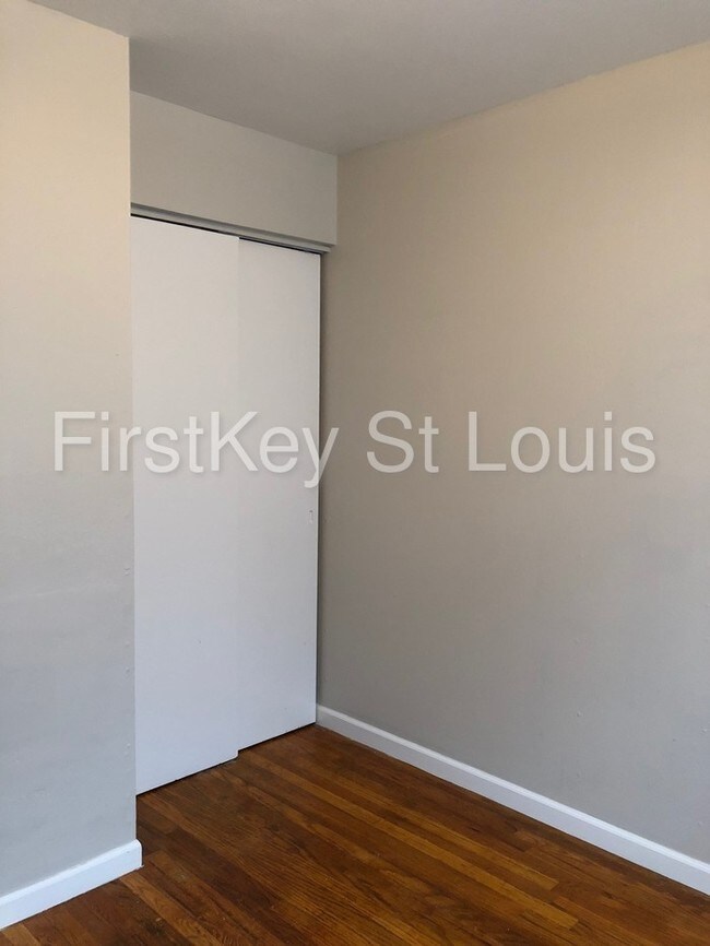 Building Photo - 7709 Paddington Dr