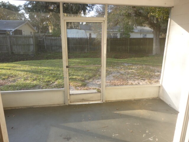 Building Photo - 2BD/1BA/Single carport - Venice