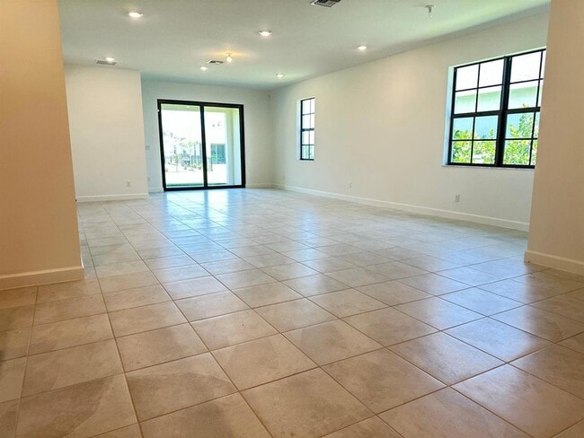 Building Photo - 1295 Tangled Orchard Tr