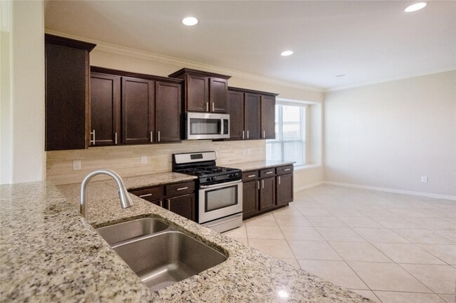 Building Photo - 14607 North Carolina Green Dr