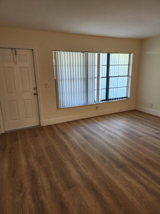 Building Photo - 431 Jupiter Lakes Blvd