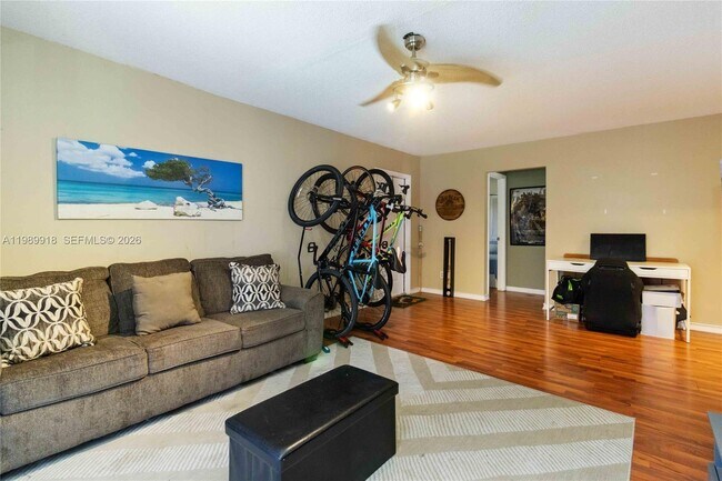 Building Photo - 1250 SW 113th Terrace