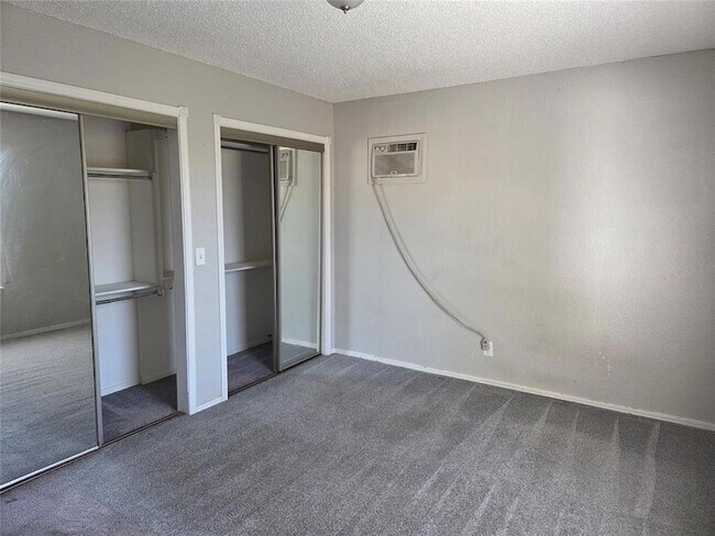 Building Photo - 317 Abilene Ave