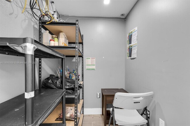 Building Photo - 23175 Naranja Rd